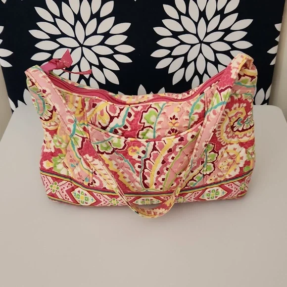 Vera Bradley Capri Melon Maggie Small Shoulder Bag Floral Like New - Picture 1 of 6